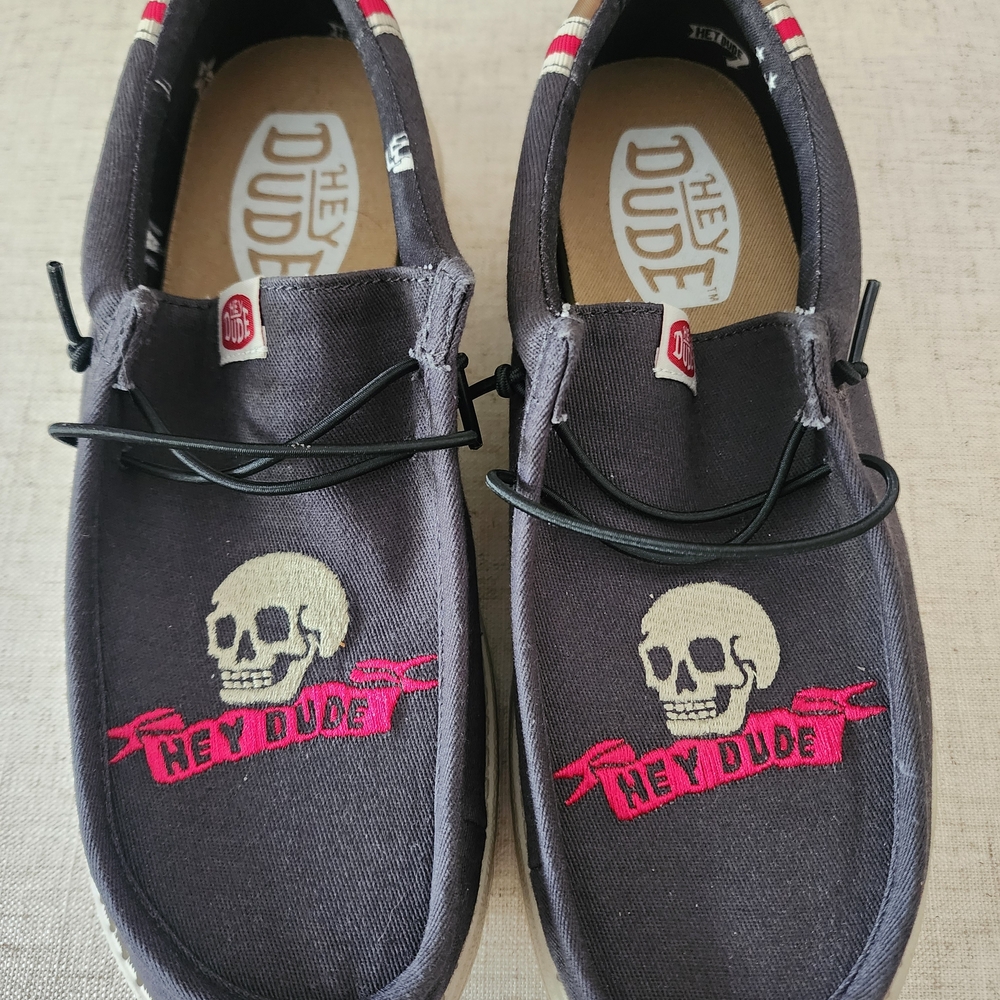 Wally Stars n Skulls Men - Dark Charcoal